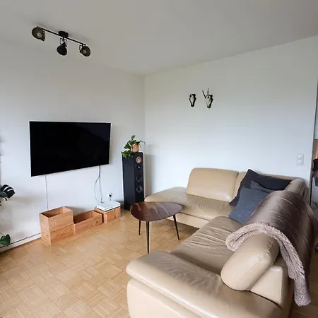 2-bedroom With Great Airport And Messe Access Apartment