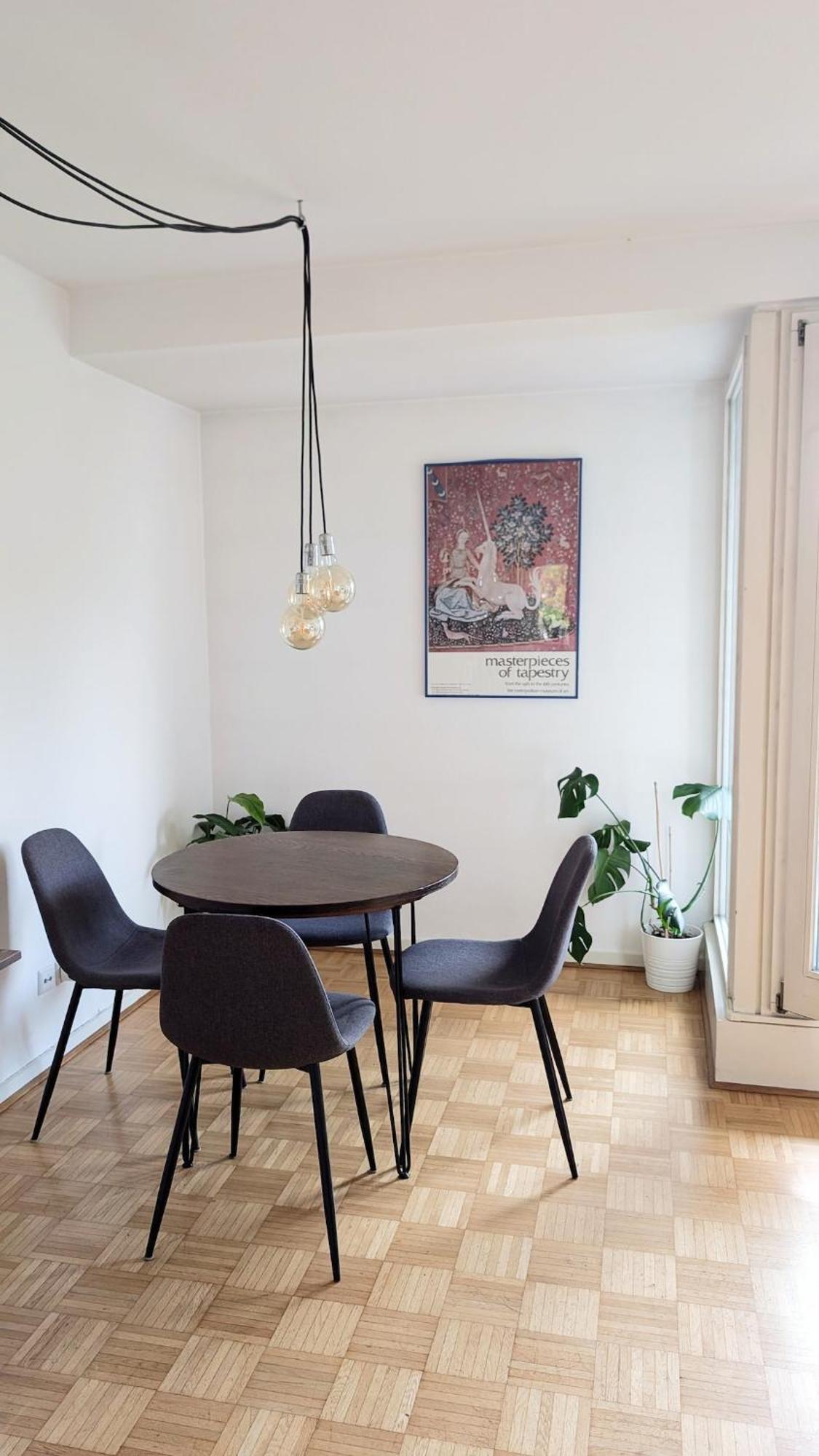 2-bedroom With Great Airport And Messe Access Apartment